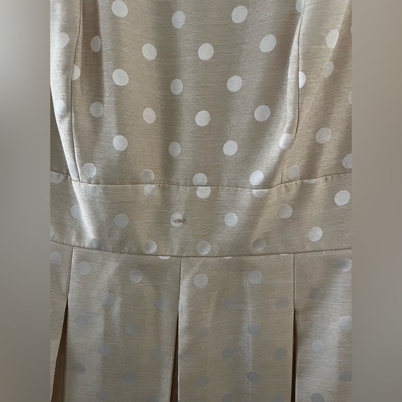 Sleeveless, Polka Dot Pleated Classic Dress Size 8 Tahari By Arthur S Levine - Picture 9 of 13